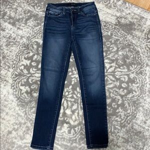 Kancan skinny jeans.